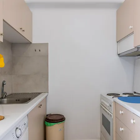 The White Cycladic Studio *