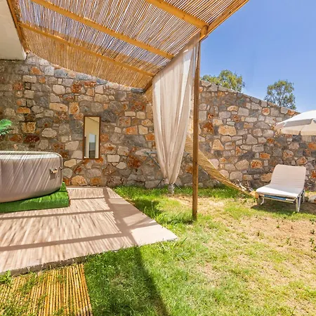 The White Cycladic Studio شقة خيرسونِسوس